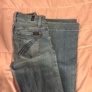 7 For All Mankind dojo jeans
size 24
inseam 34